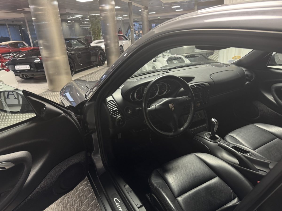 2001 PORSCHE 996 CARRERA 3L4 300CV BV6