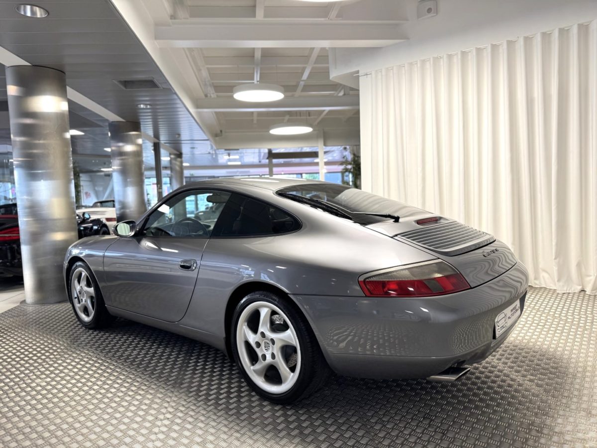 2001 PORSCHE 996 CARRERA 3L4 300CV BV6