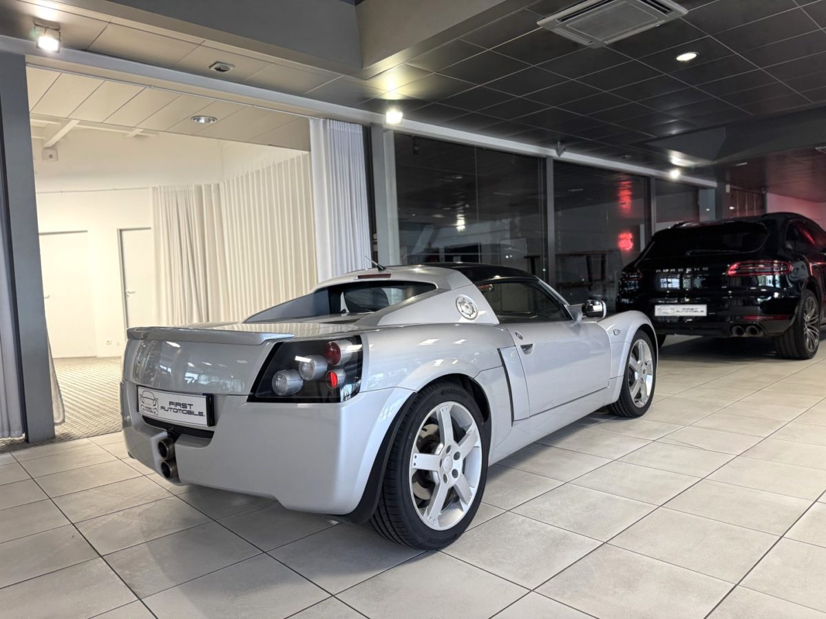 2002 OPEL SPEEDSTER 2L2 16V 147CV