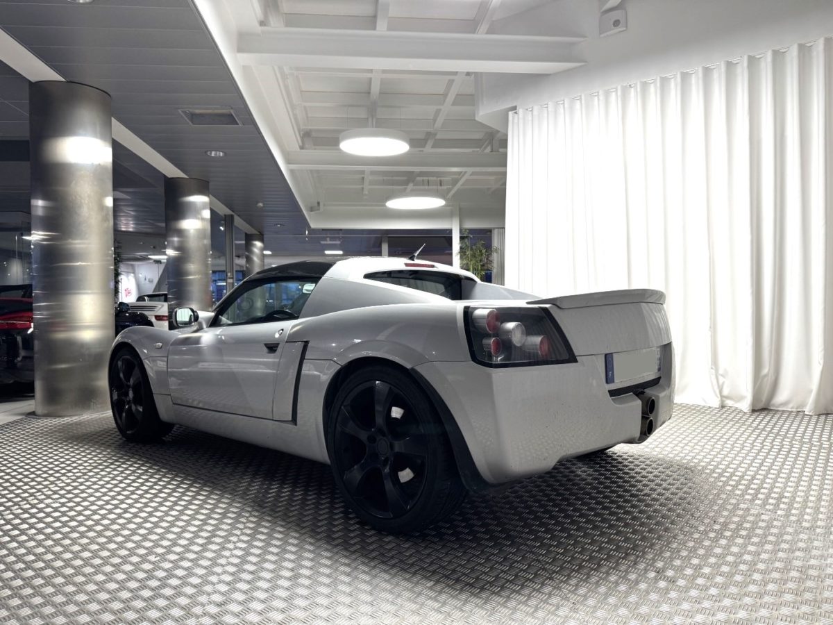 2002 OPEL SPEEDSTER 2L2 16V 147CV