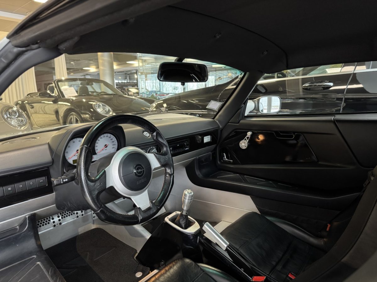 2002 OPEL SPEEDSTER 2L2 16V 147CV