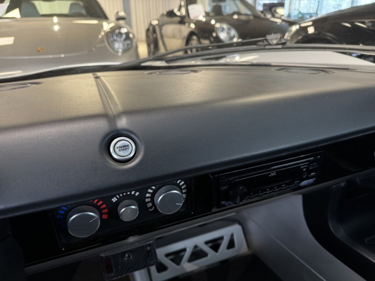 2002 OPEL SPEEDSTER 2L2 16V 147CV