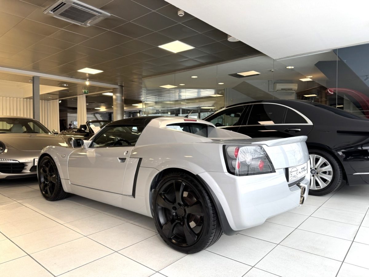 2002 OPEL SPEEDSTER 2L2 16V 147CV