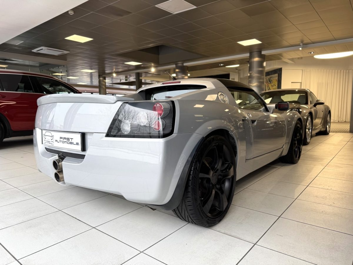 2002 OPEL SPEEDSTER 2L2 16V 147CV