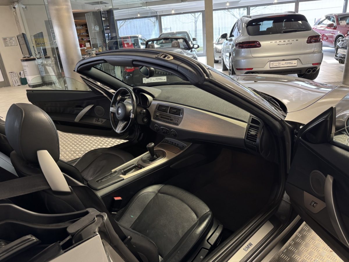 2004 BMW Z4 E85 ROADSTER 2.2I L BVM5 170CV