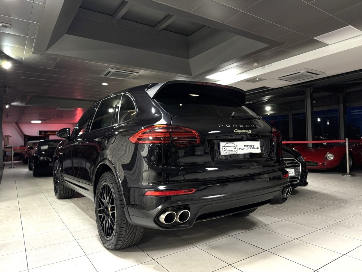 2018 PORSCHE CAYENNE V6 416 CH HYBRIDE PLATINUM EDITION