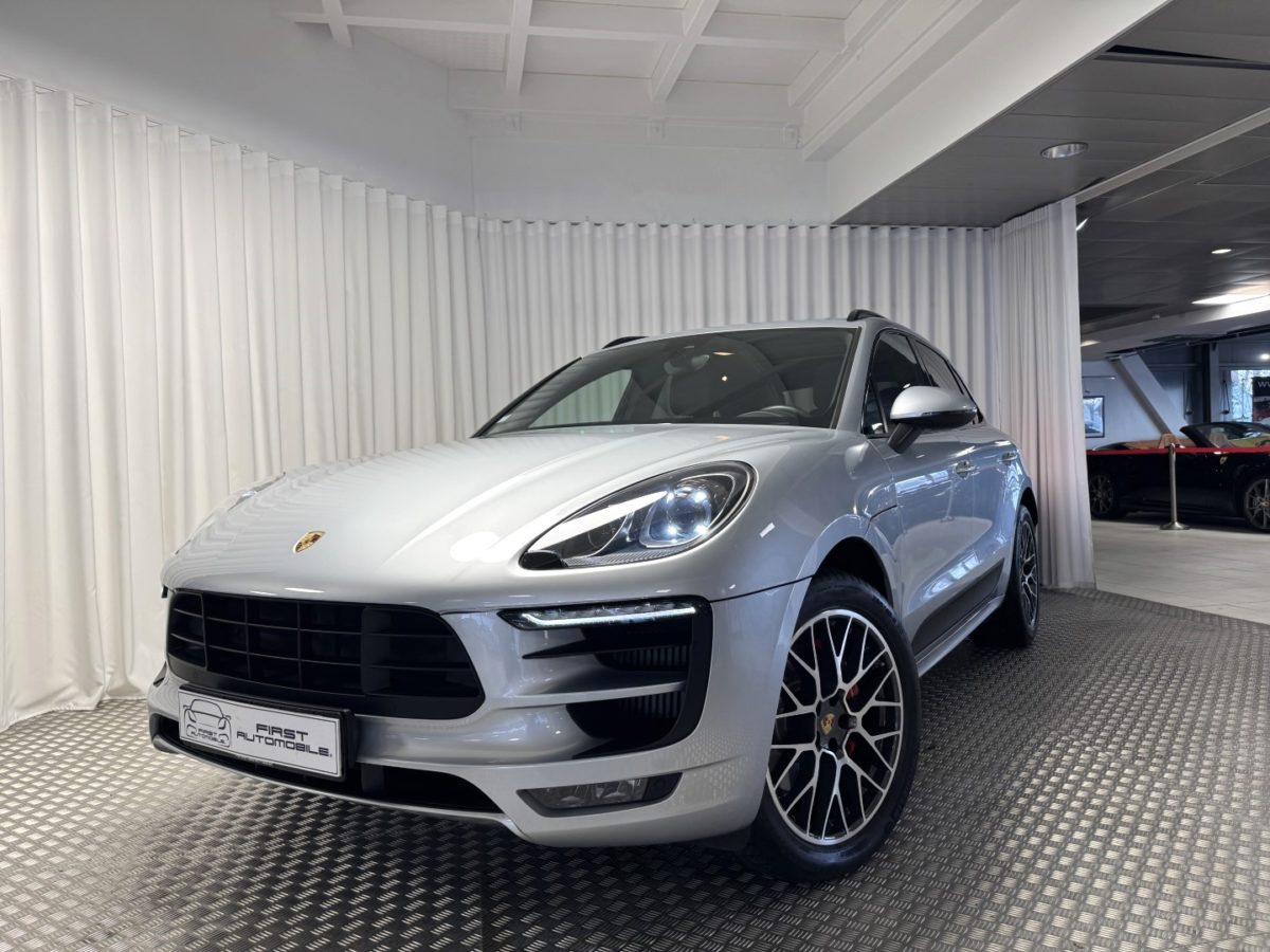 2018 PORSCHE MACAN GTS 3L0 V6 biturbo 360CV PDK