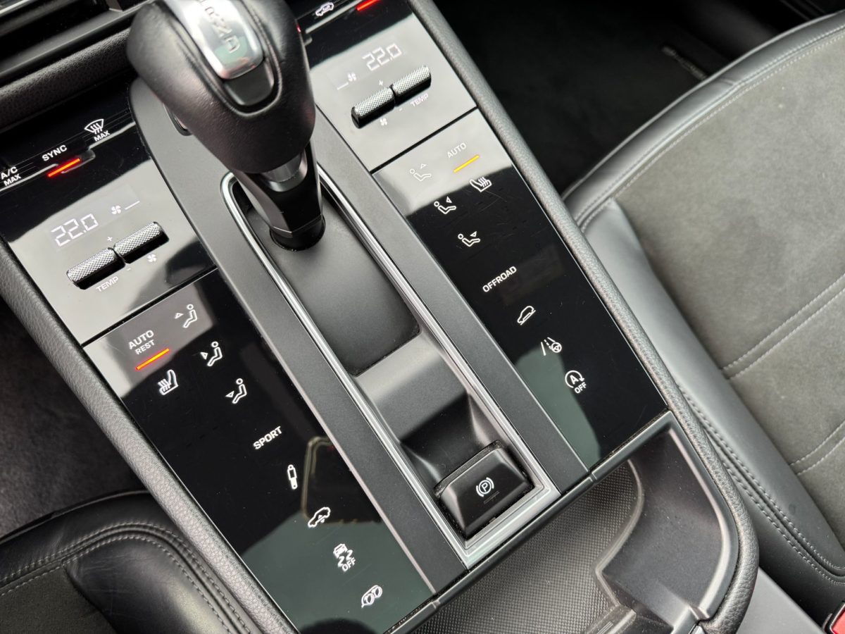 2022 PORSCHE MACAN GTS 2.9L V6 440 CV PDK