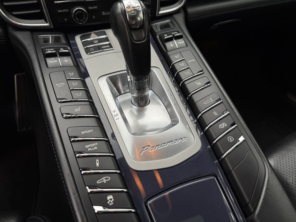 2012 PORSCHE PANAMERA 4S 4.8L 400CV PDK