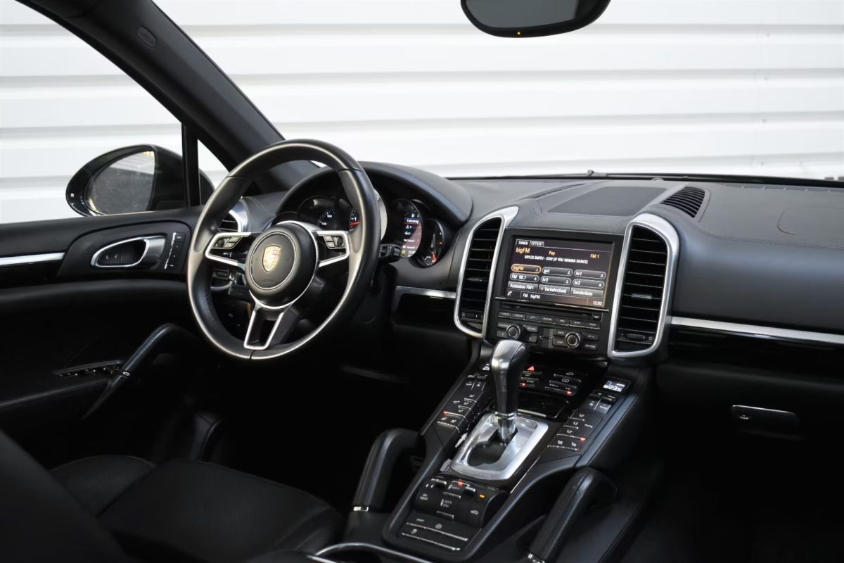 2014 PORSCHE CAYENNE S V8 TIPTRONIC