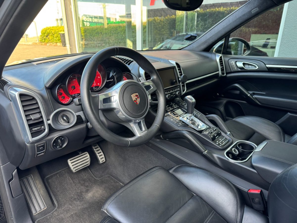 2013 PORSCHE CAYENNE V8 4.2L DIESEL 382CV