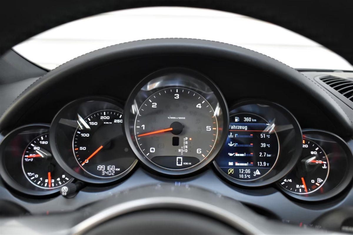 2014 PORSCHE CAYENNE S V8 TIPTRONIC