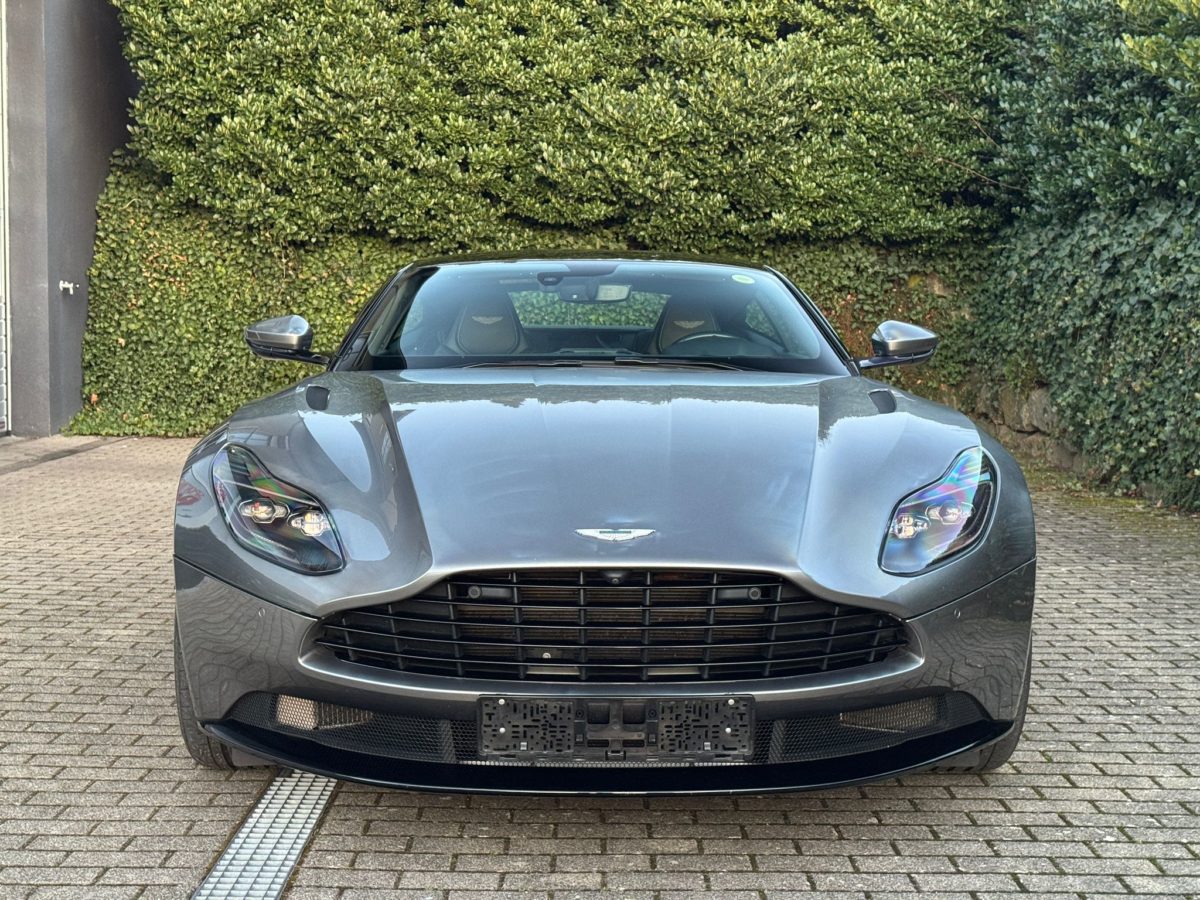 2019 ASTON MARTIN DB11 4L0 COUPE V8 510CV BVA8