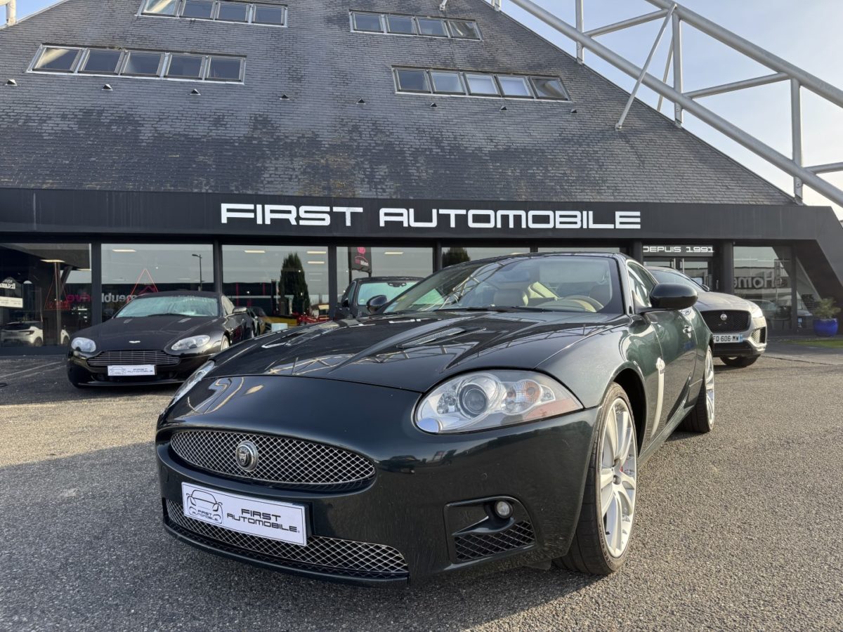 2008 JAGUAR XKR V8 4.2 Litres COUPE 416CV BVA6