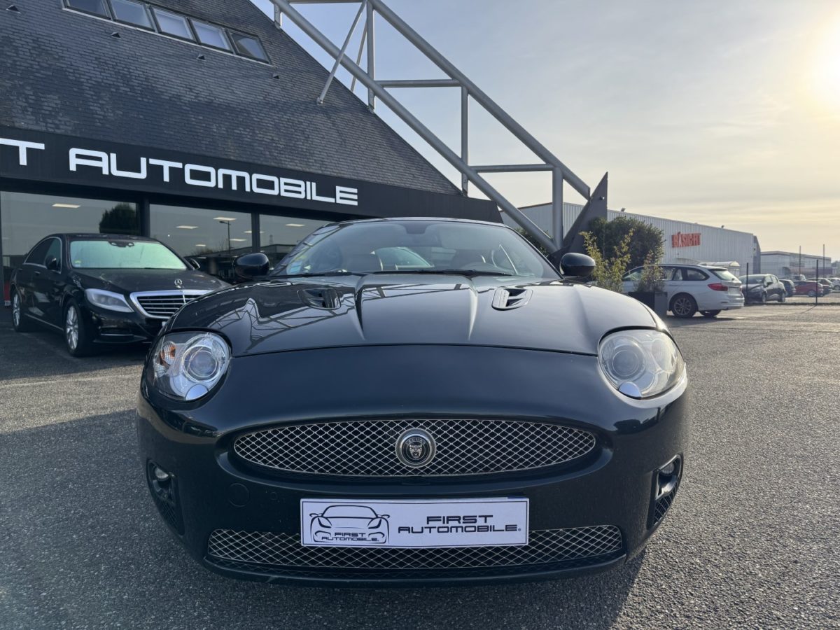 2008 JAGUAR XKR V8 4.2 Litres COUPE 416CV BVA6