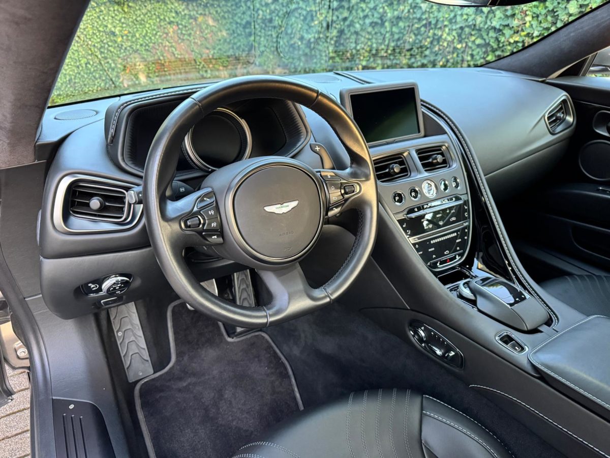 2019 ASTON MARTIN DB11 4L0 COUPE V8 510CV BVA8