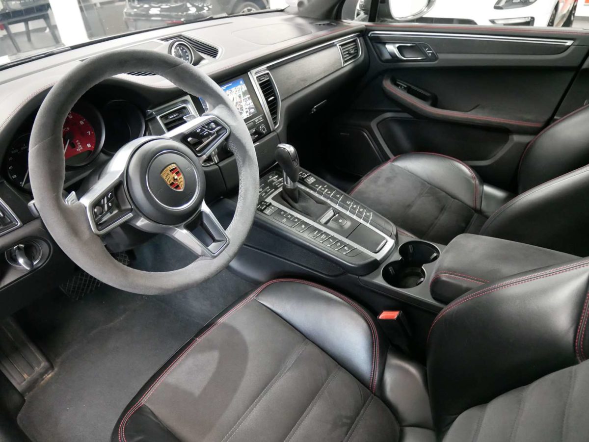 2018 PORSCHE MACAN GTS 3L0 V6 biturbo 360CV PDK