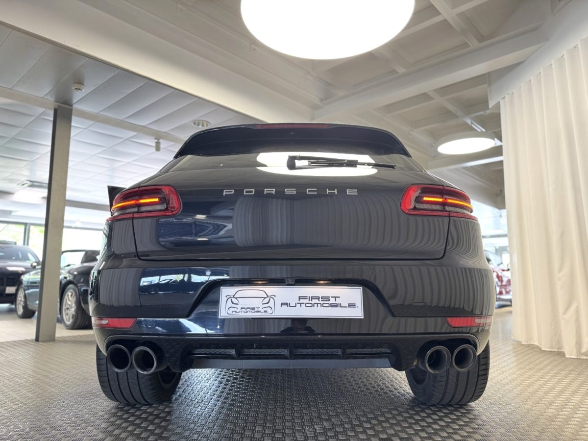 2017 PORSCHE MACAN 2.0 Litres turbo 252CV PDK