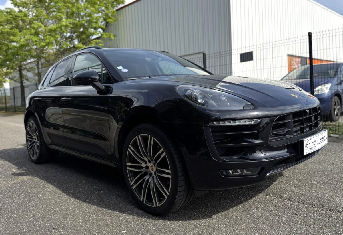 2017 PORSCHE MACAN 2.0 Litres turbo 252CV PDK