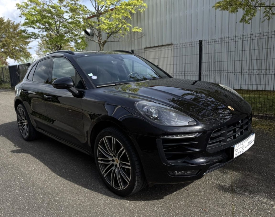 2017 PORSCHE MACAN 2.0 Litres turbo 252CV PDK