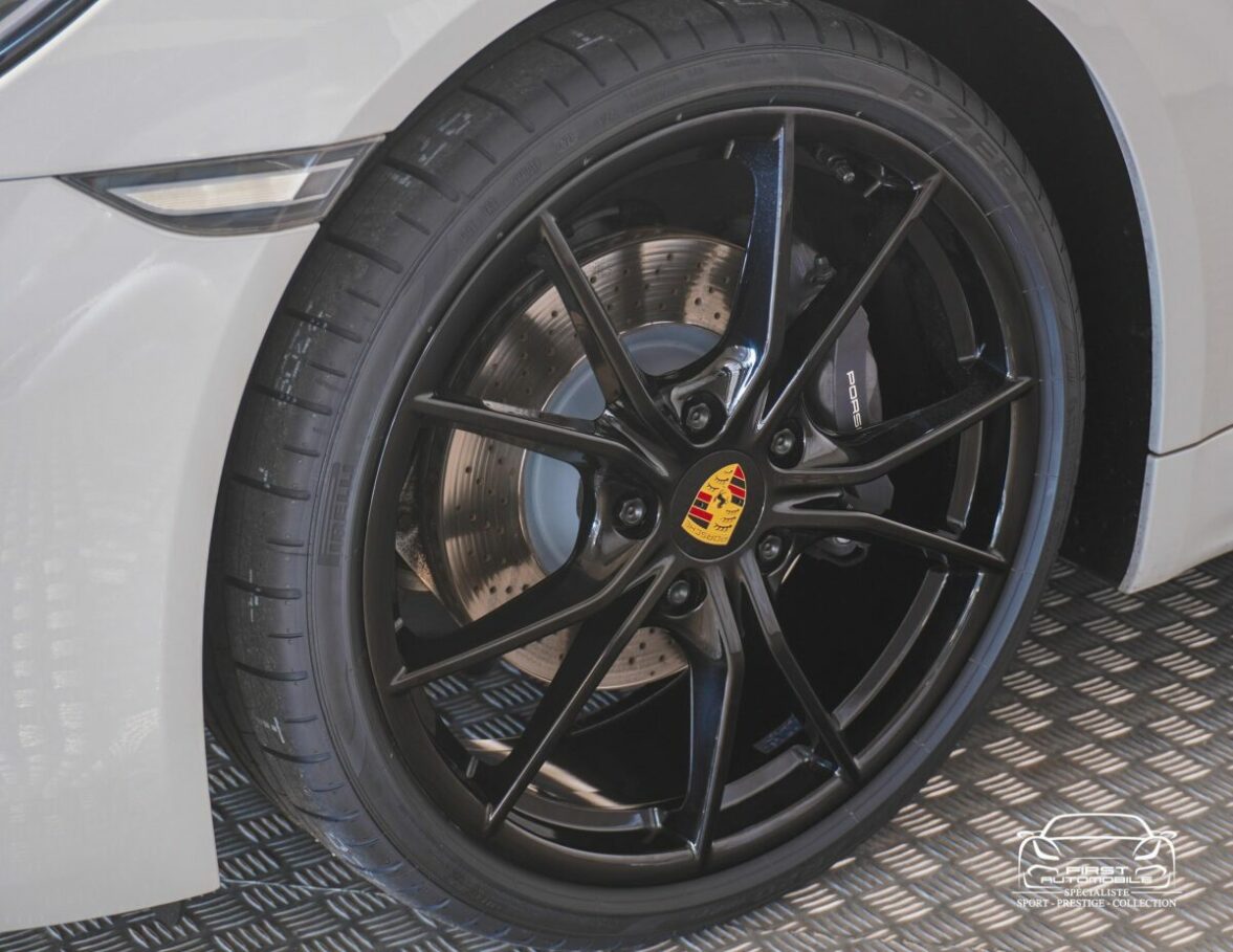 2018 PORSCHE BOXSTER 718 2.0L 300 CV PDK PSE