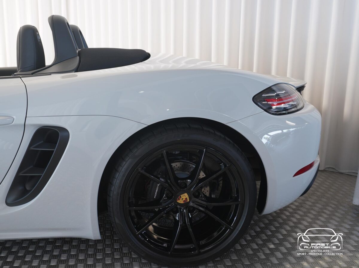 2018 PORSCHE BOXSTER 718 2.0L 300 CV PDK PSE