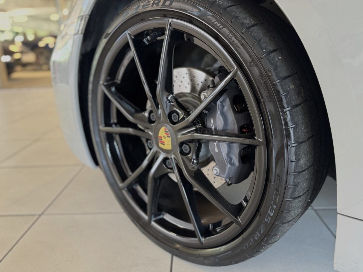 2018 PORSCHE BOXSTER 718 2L0 300 CV PDK PSE
